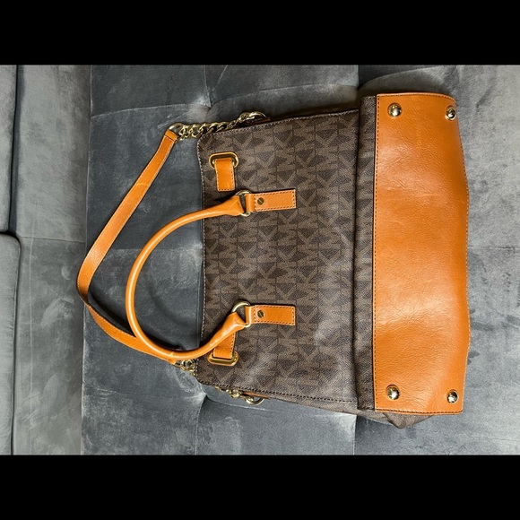 Michael Kors Bag with shoulder strap and handle - Picture 2 of 4